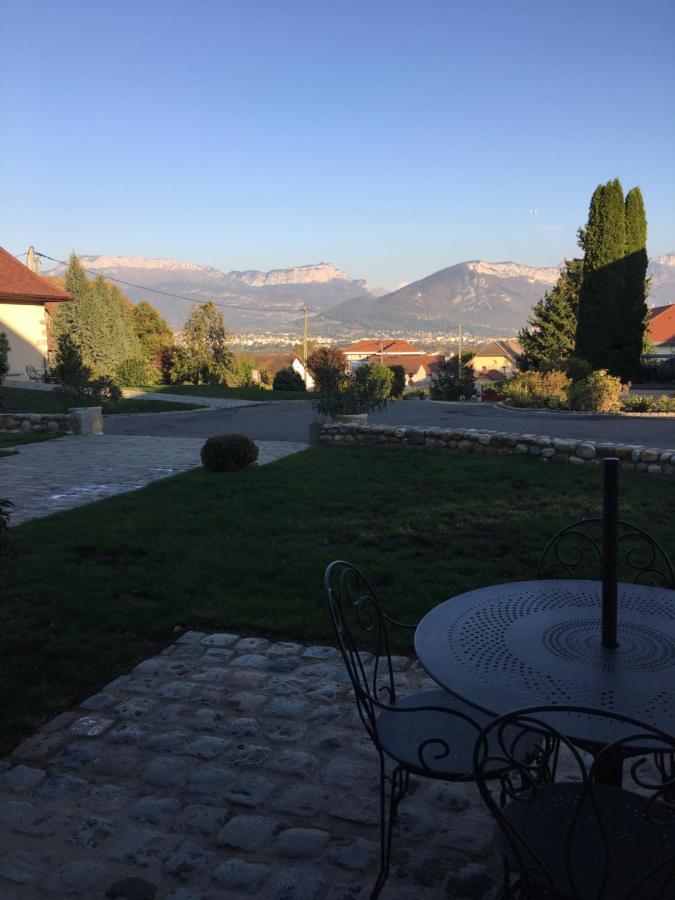 Le Paon Bleu Annecy Poisy Acomodação com café da manhã Exterior foto