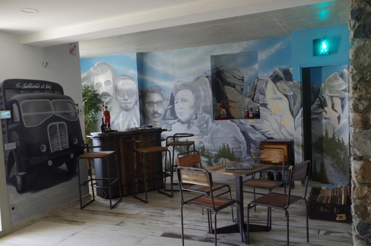 Le Paon Bleu Annecy Poisy Acomodação com café da manhã Exterior foto