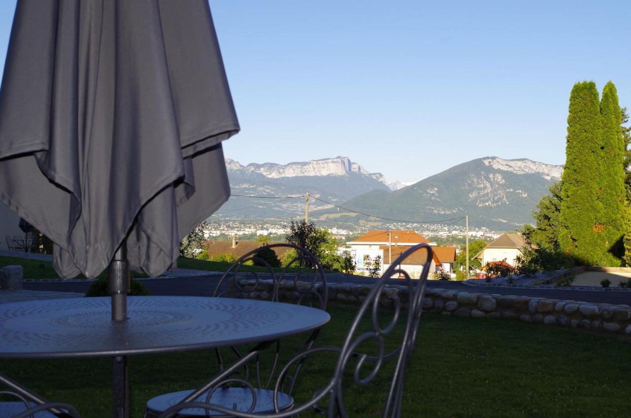 Le Paon Bleu Annecy Poisy Acomodação com café da manhã Exterior foto
