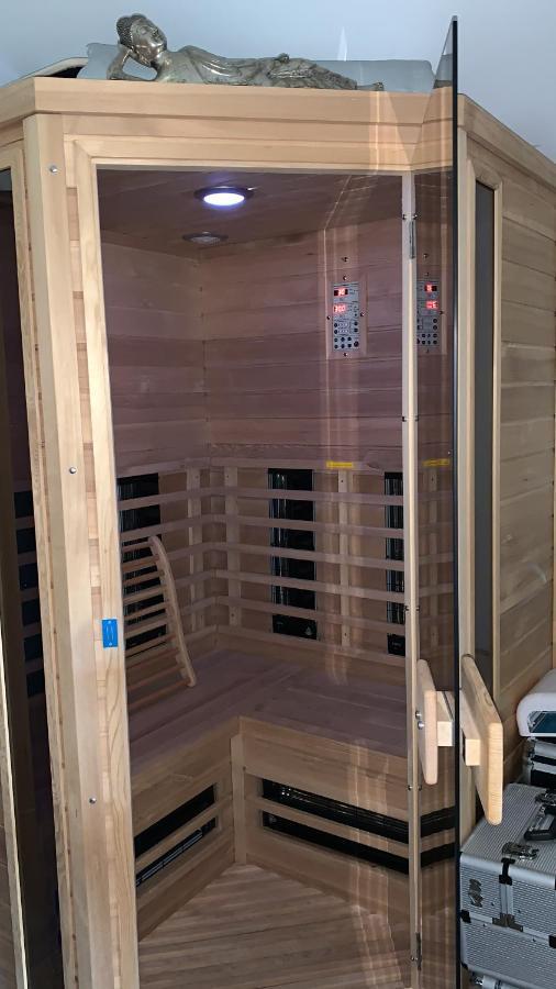 Le Paon Bleu Annecy Poisy Acomodação com café da manhã Exterior foto