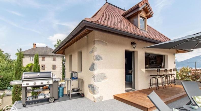 Le Paon Bleu Annecy Poisy Acomodação com café da manhã Exterior foto