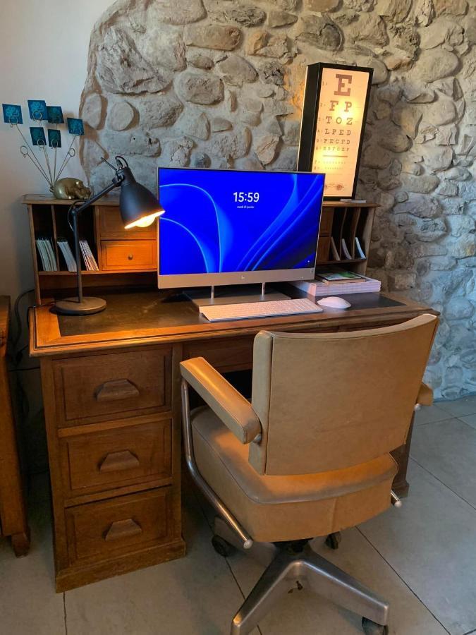 Le Paon Bleu Annecy Poisy Acomodação com café da manhã Exterior foto